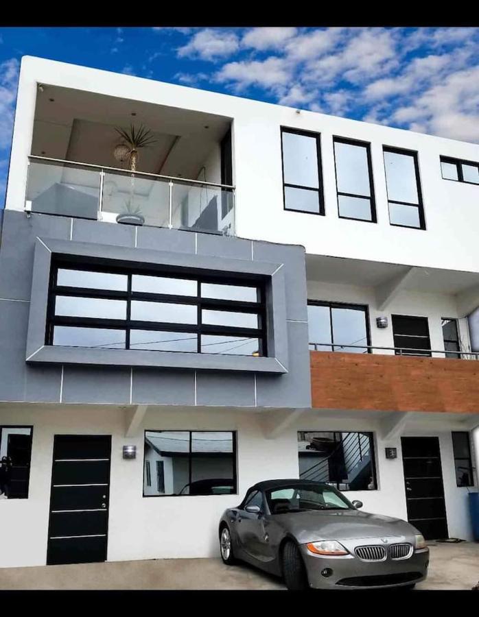 The Condo روزاريتو المظهر الخارجي الصورة